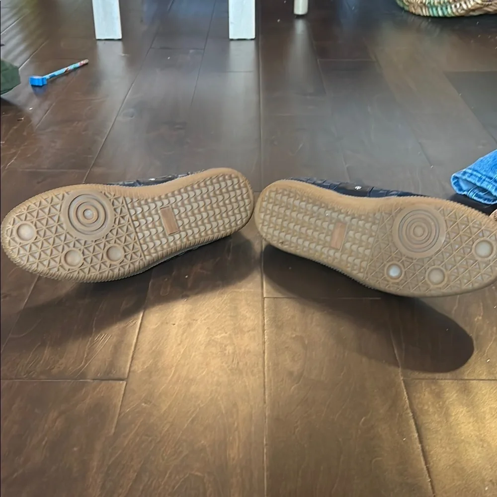 Android HommeBlue Textured Chukka Boots - Picture 10 of 12